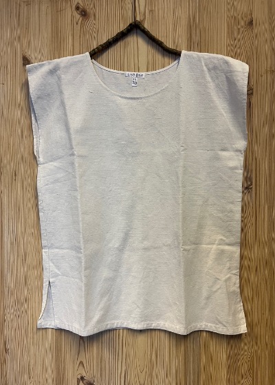 <b>713: Kjortel uden ærmer</b> <i>(Materiale: Hør<br> Længde: 70 |  Bredde: 54<br>Størrelse: 34-36)</i>