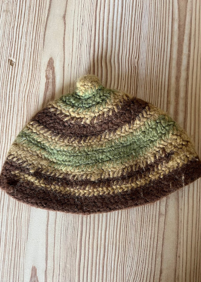 <b>776: Hue</b> <i>(Materiale: Uld<br> Længde: - |  Bredde: - <br>)</i>